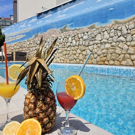 The Golden Grotto Apartments 노바야 외부 사진