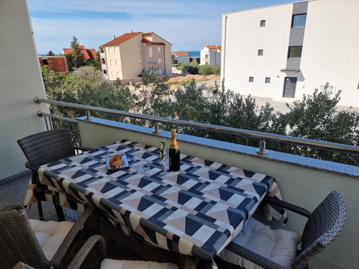 The Golden Grotto Apartments 노바야 객실 사진