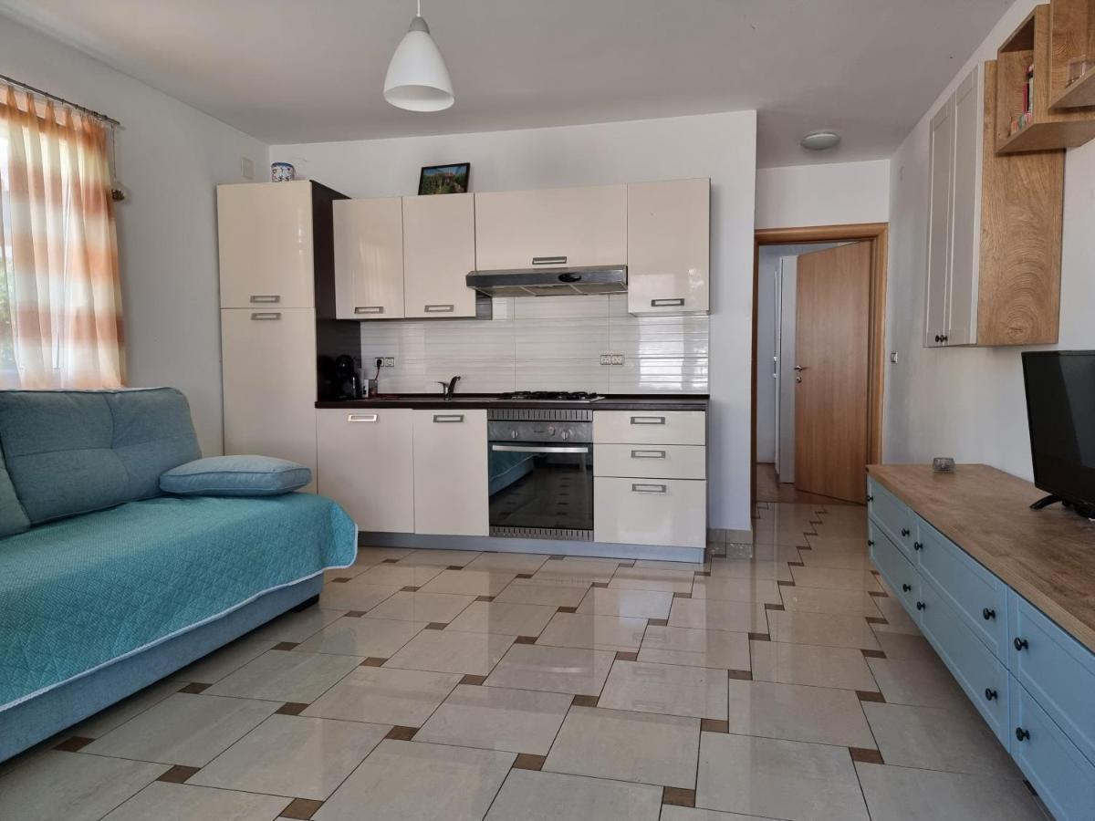 The Golden Grotto Apartments 노바야 외부 사진