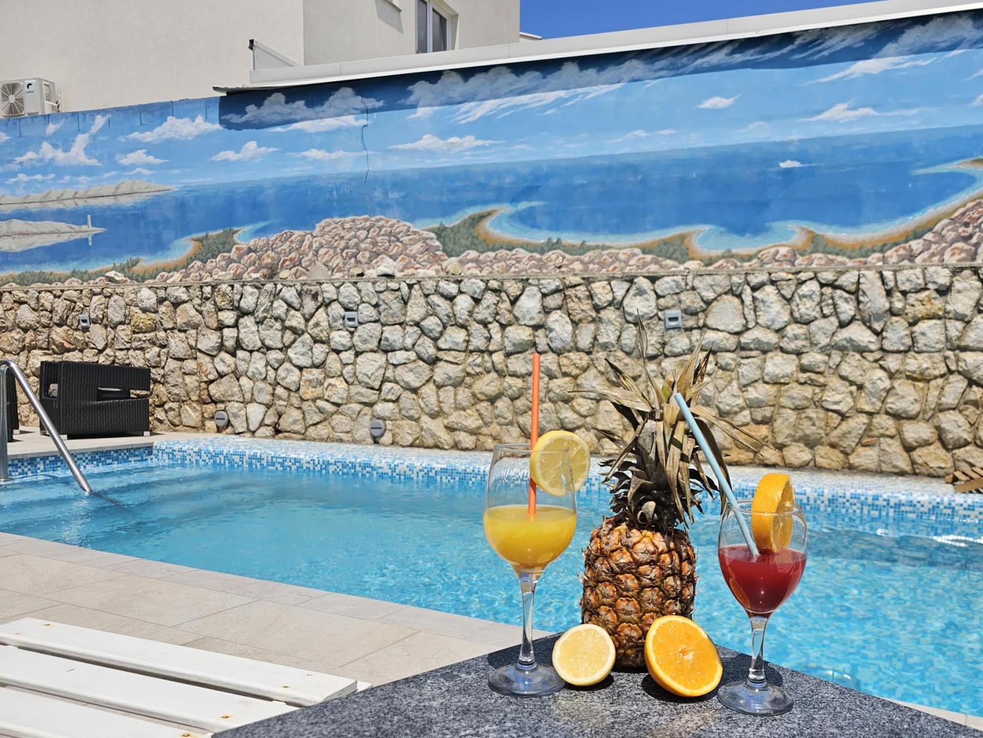 The Golden Grotto Apartments 노바야 외부 사진