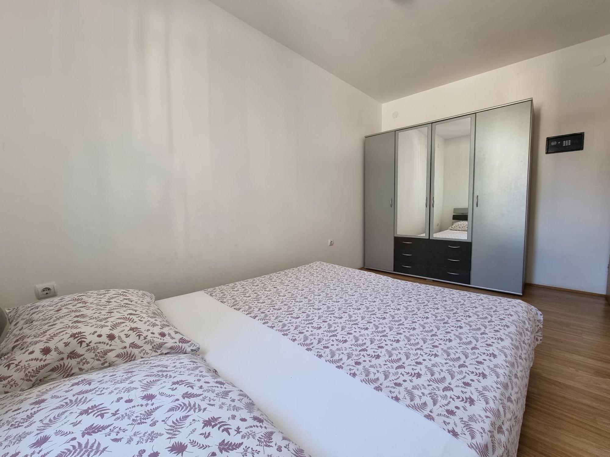 The Golden Grotto Apartments 노바야 외부 사진