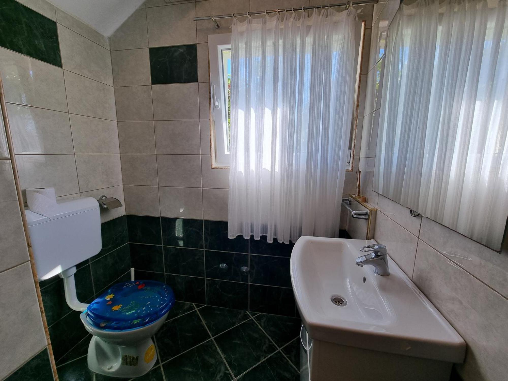 The Golden Grotto Apartments 노바야 객실 사진